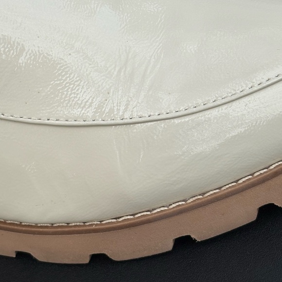 Vionic Elegant Cream Loafers for Women Size 8.5 Same Day Shipping NWOT - Picture 4 of 5